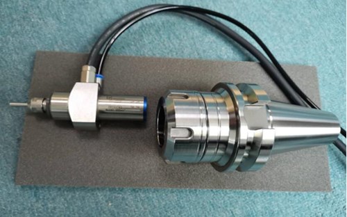 8萬轉微型<a href='gaosuzhuzhou.htm' class='keys' title='點擊查看關于電主軸的相關信息' target='_blank'>電主軸</a>.jpg