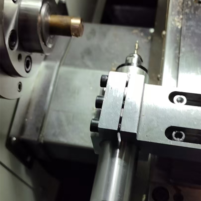 排刀機(jī)加裝氣動(dòng)主軸.png 排刀機(jī)加裝氣動(dòng)主軸.png