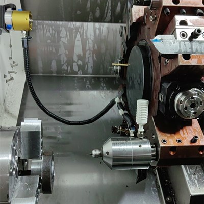 車銑復(fù)合車床加裝PL600.jpg 車銑復(fù)合車床加裝PL600.jpg