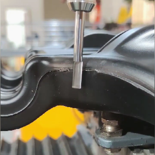 浮動(dòng)主軸去塑料合模線(xiàn).png 浮動(dòng)主軸去塑料合模線(xiàn).png