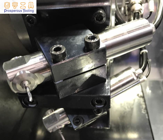 直角<a href='/zouxinjigaopinx.htm' class='keys' title='點(diǎn)擊查看關(guān)于高頻銑的相關(guān)信息' target='_blank'>高頻銑</a>主軸 (2).png