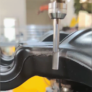 塑膠合模線去毛刺.png 塑膠合模線去毛刺.png